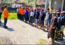 TIM SAR EVAKUASI LANSIA TERJATUH KE JURANG SEDALAM 45 METER DI SIDEMEN